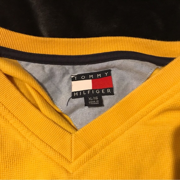 Tommy Hilfiger Sweater - Picture 2 of 5